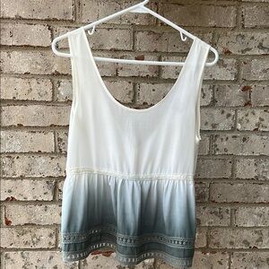 Ombré sleeveless blouse w lace inserts V back